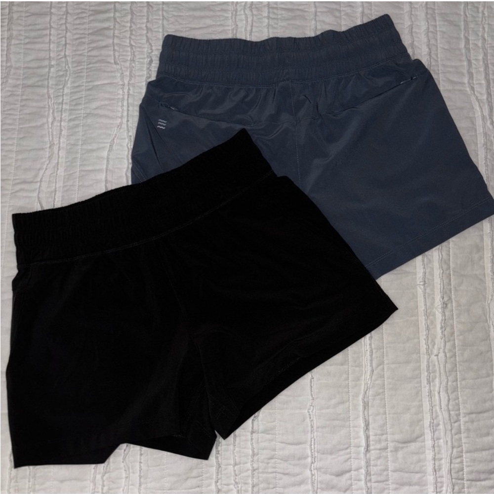 Free Fly Apparel women’s short bundle size small black and blue